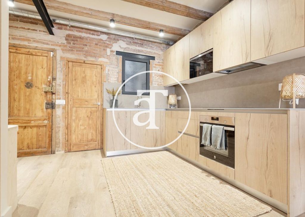 Monthly rental brand new 2-bedroom apartment steps away from Plaza España 14