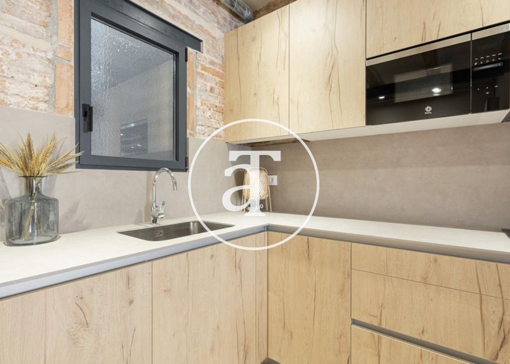 Monthly rental brand new 2-bedroom apartment steps away from Plaza España 16