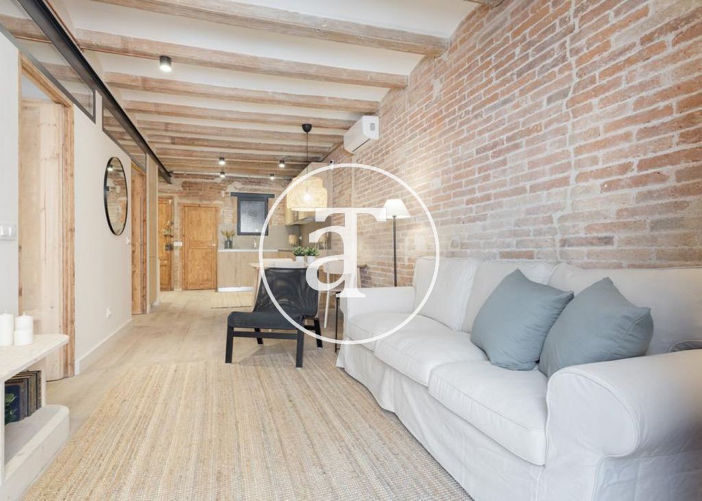 Monthly rental brand new 2-bedroom apartment steps away from Plaza España 3