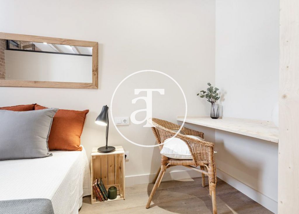 Monthly rental brand new 2-bedroom apartment steps away from Plaza España 23