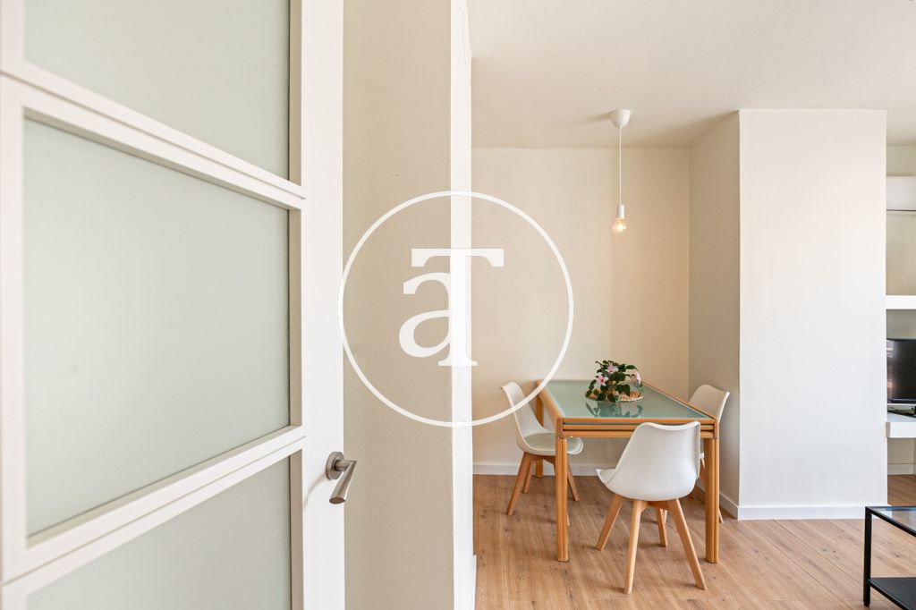 Monthly rental penthouse with 2 bedrooms and terrace close to Park Güell 19