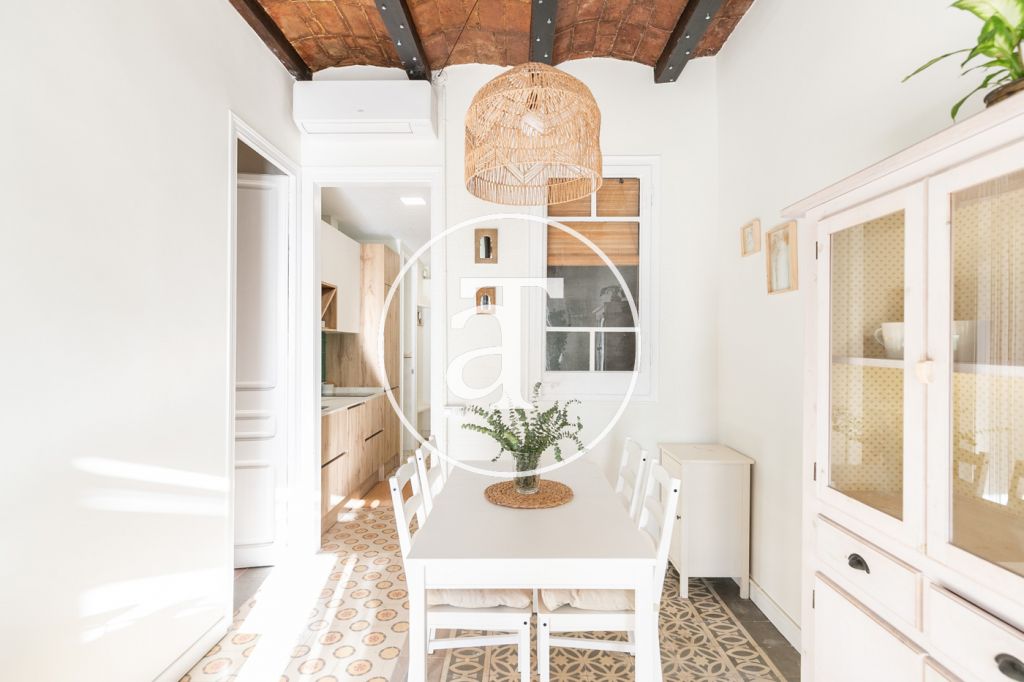 Monthly rental apartment with 2 bedrooms in Poblenou 8