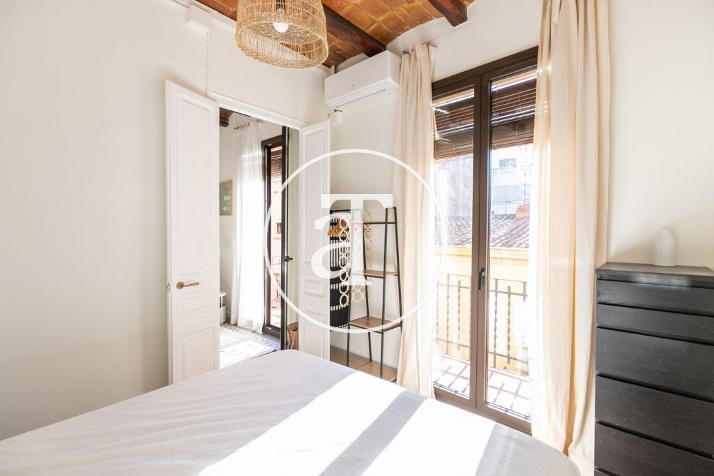 Monthly rental apartment with 2 bedrooms in Poblenou 26