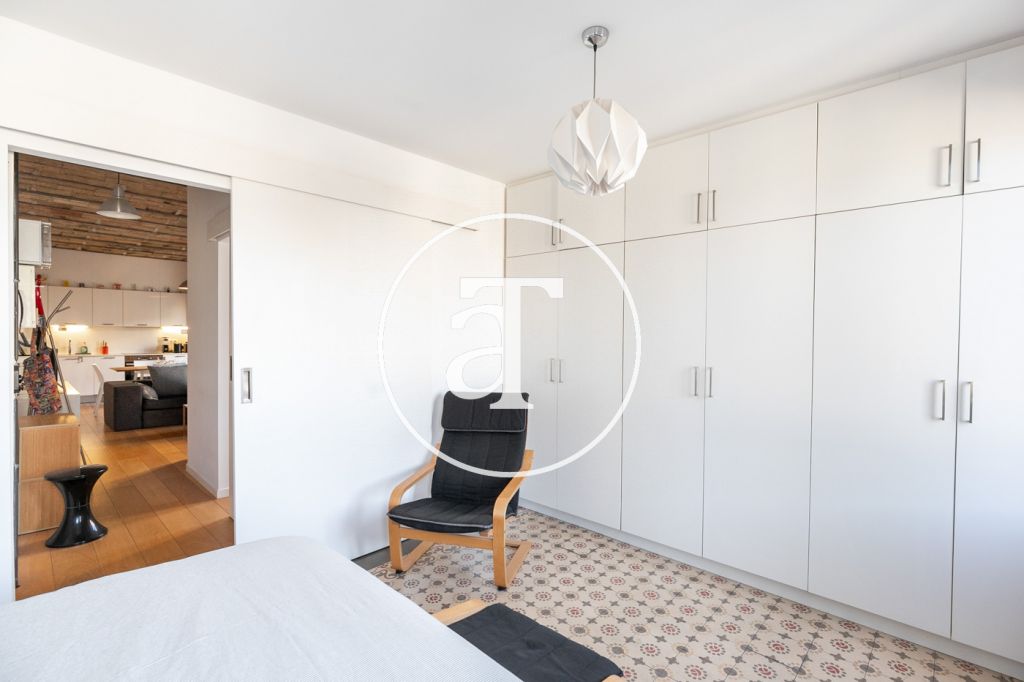 Monthly rental apartment with 1 bedroom and studio in Sants Montjuic 17