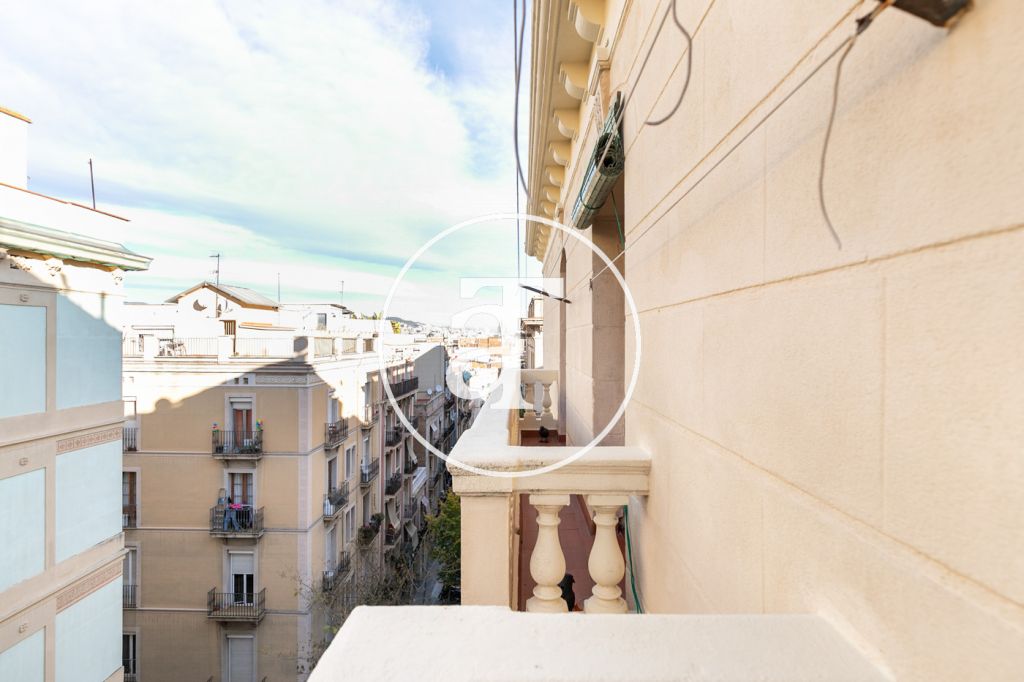 Monthly rental apartment with 1 bedroom and studio in Sants Montjuic 13