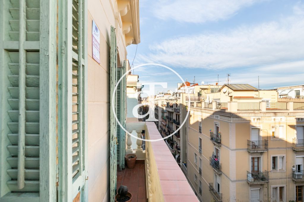 Monthly rental apartment with 1 bedroom and studio in Sants Montjuic 12