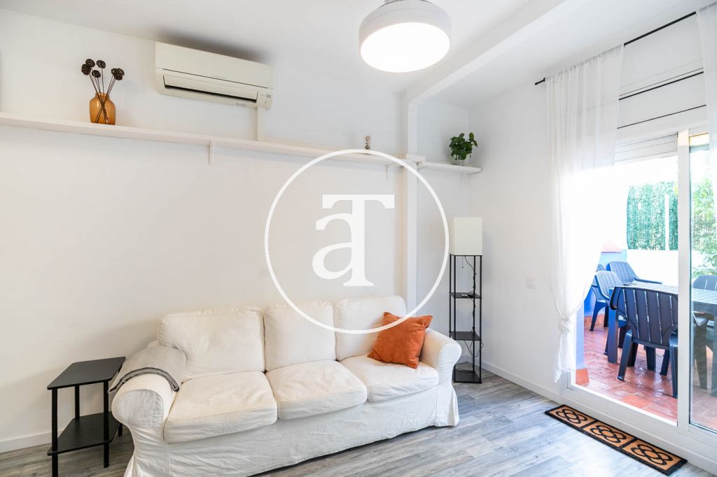 Monthly rental penthouse with 1 bedroom in Gracia 4