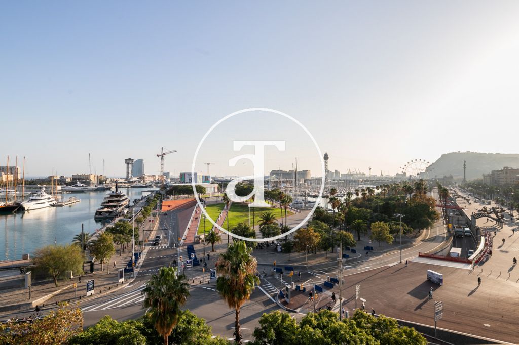 Monthly rental apartment with 2 bedrooms and clear views in Ciutat Vella 30