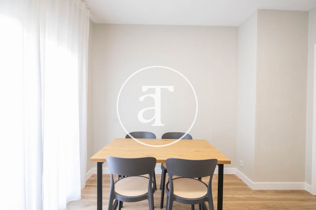 Monthly rental apartment with 1 bedroom and 2 balcony in Eixample 6