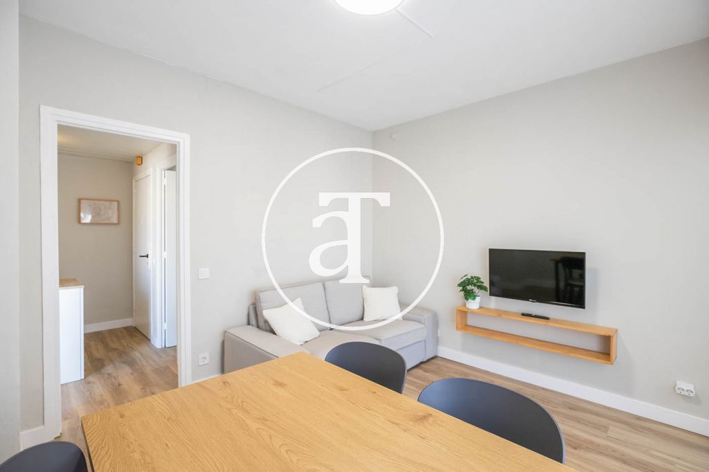 Monthly rental apartment with 1 bedroom and 2 balcony in Eixample 8