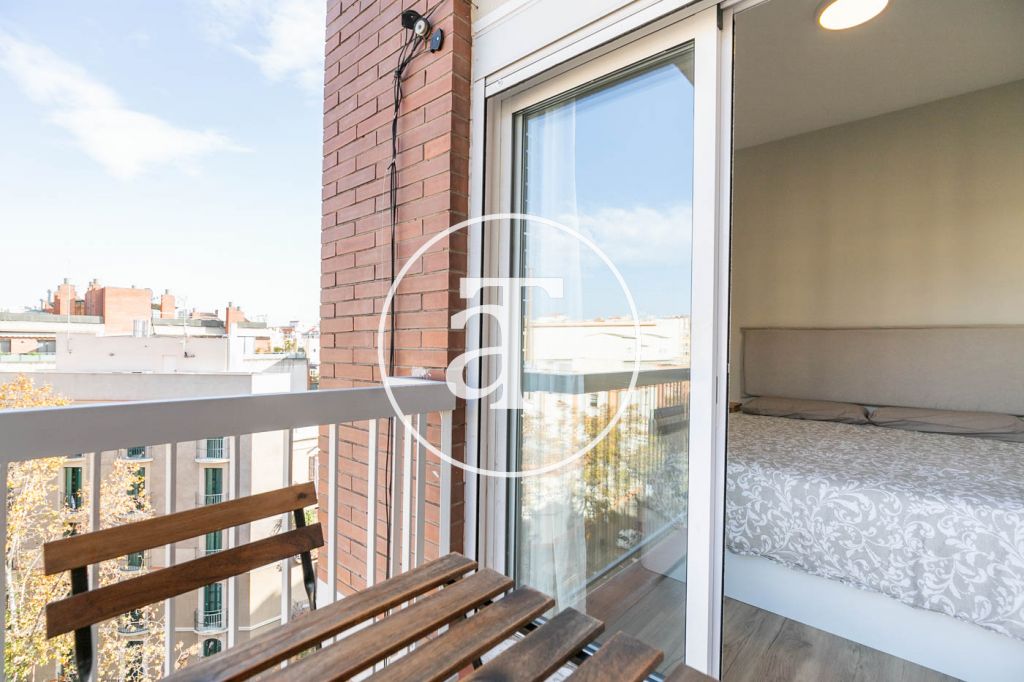 Monthly rental apartment with 1 bedroom and 2 balcony in Eixample 23