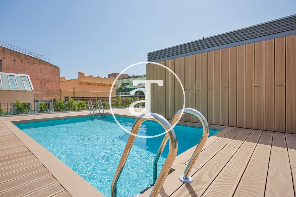 Monthly rental apartment with 3 bedrooms, terrace and shared pool close to Diagonal Av. 55
