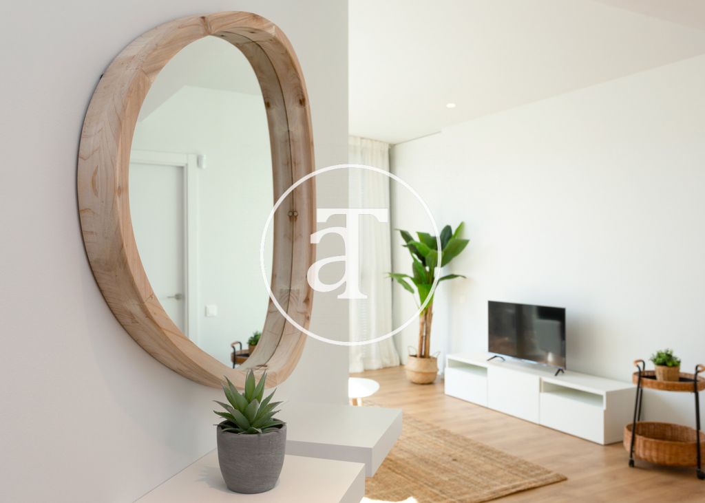 Monthly rental apartment with 3 bedrooms, terrace and shared pool close to Diagonal Av. 13