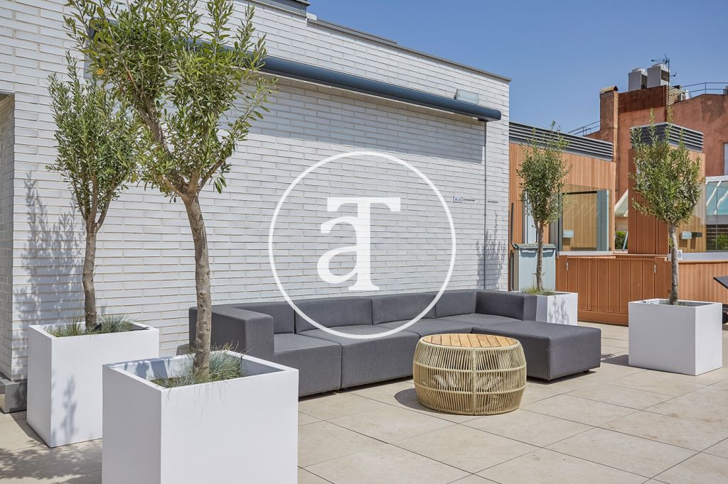 Monthly rental apartment with 3 bedrooms, terrace and shared pool close to Diagonal Av. 58