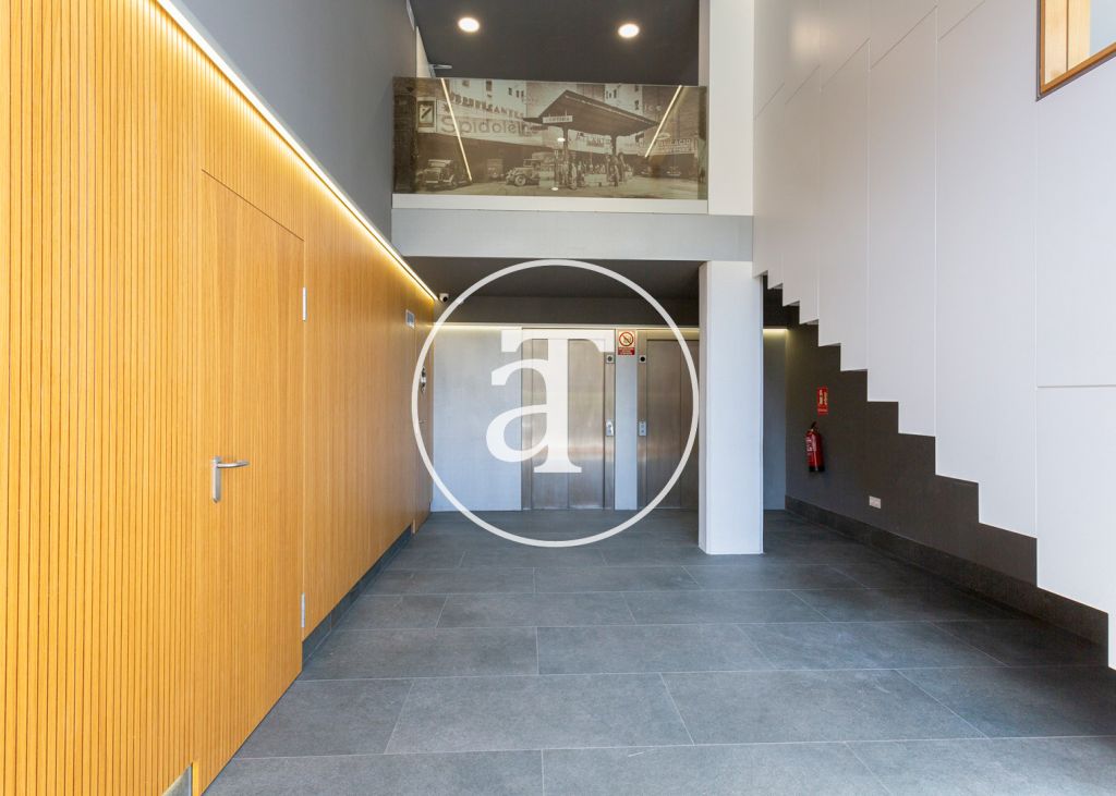 Monthly rental apartment with 3 bedrooms, terrace and shared pool close to Diagonal Av. 37