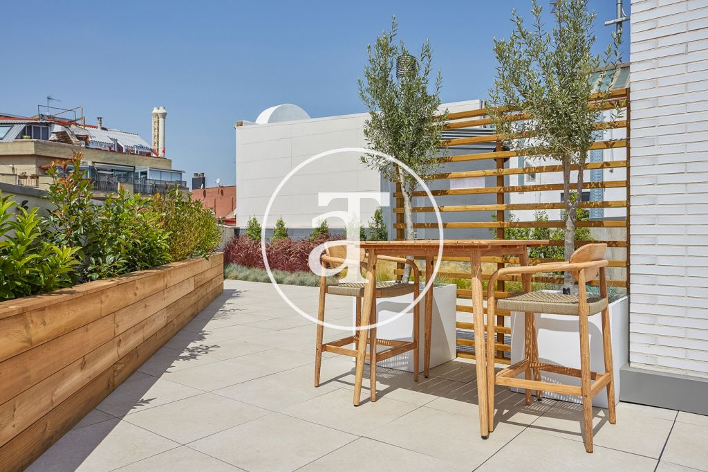 Monthly rental apartment with 3 bedrooms, terrace and shared pool close to Diagonal Av. 41