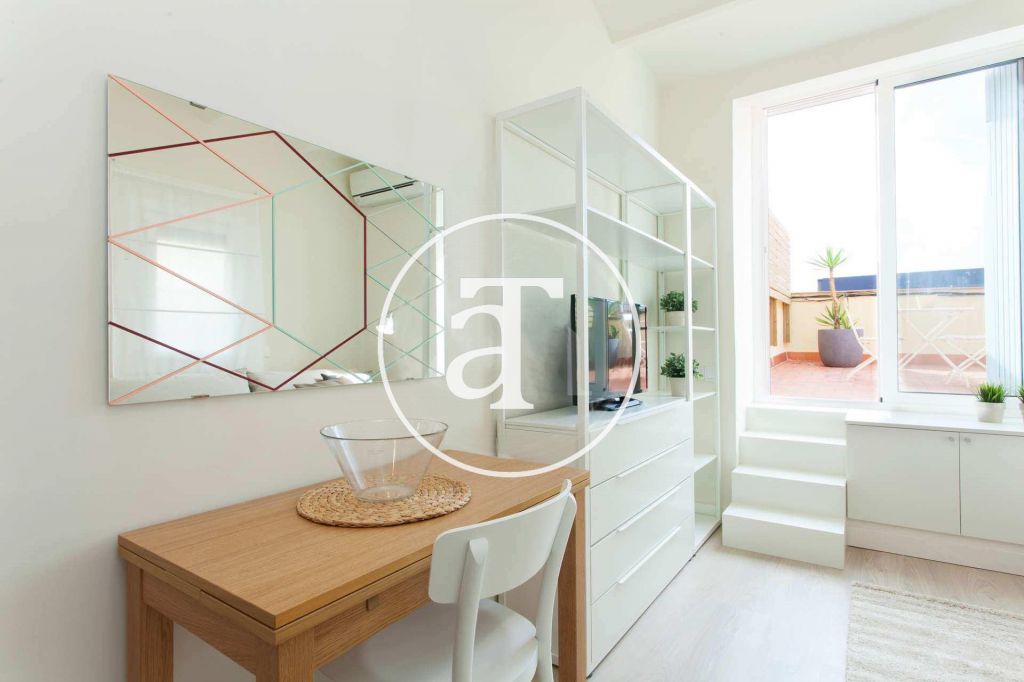 Penthouse for temporary rental in El Poblenou 2