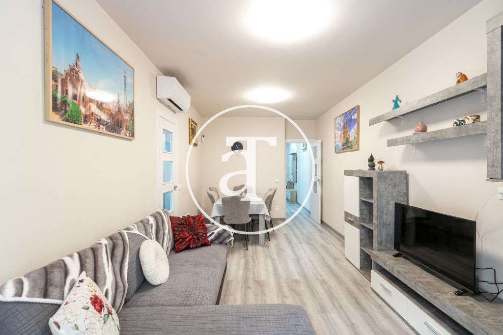 Monthly rental apartment with 3 bedrooms in Sants Montjuic 3