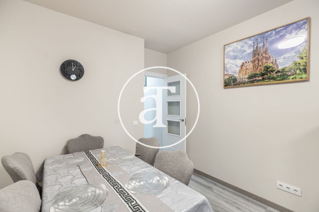 Monthly rental apartment with 3 bedrooms in Sants Montjuic 8