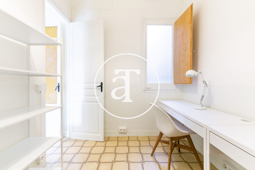 Monthly rental apartment with 2 bedrooms in Poblenou 22