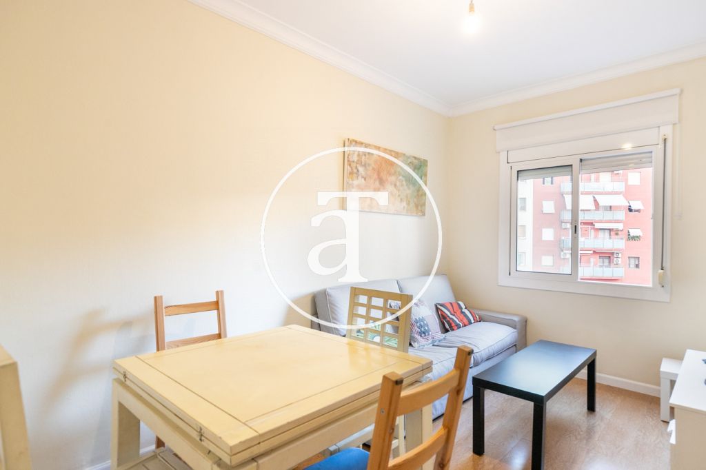 Monthly rental apartment with 3 bedroom in Sants-Montjuic 4
