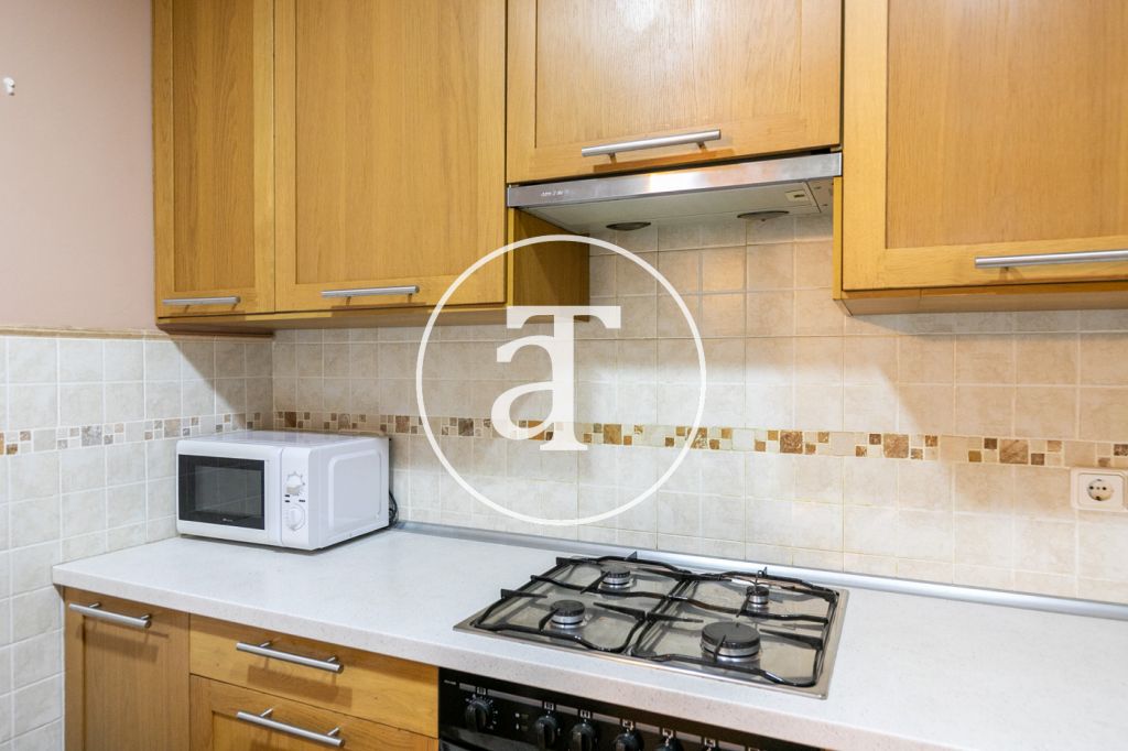 Monthly rental apartment with 3 bedroom in Sants-Montjuic 7