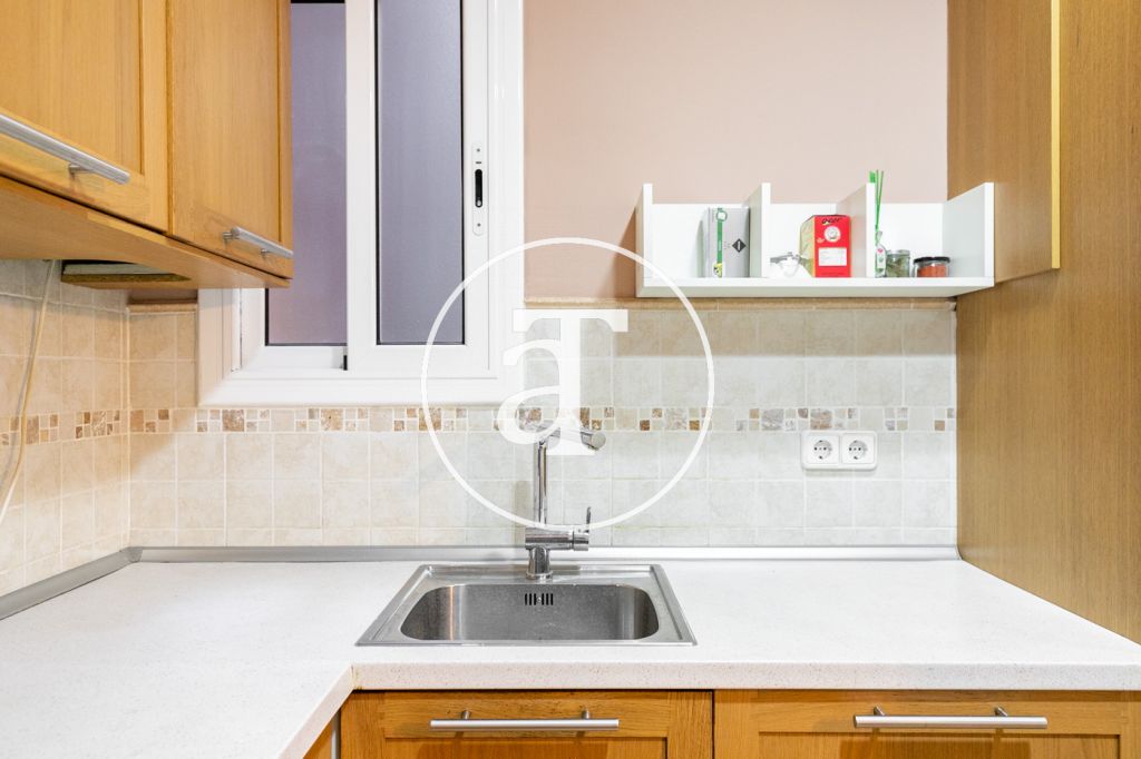 Monthly rental apartment with 3 bedroom in Sants-Montjuic 9