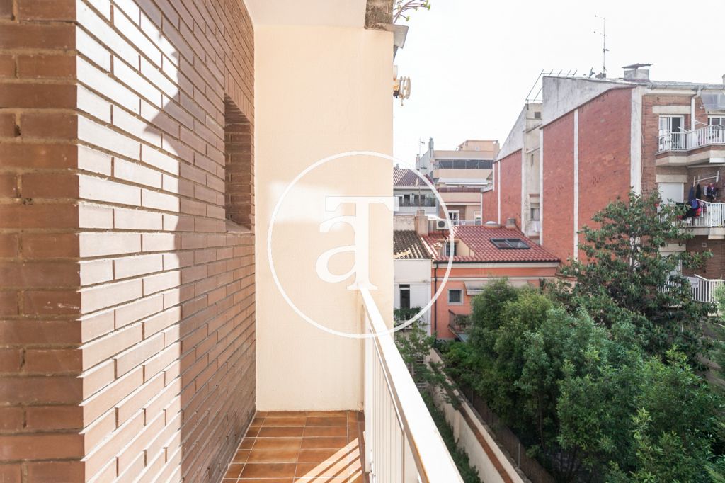Monthly rental apartment with 1 bedroom in Villa de Gracia 12