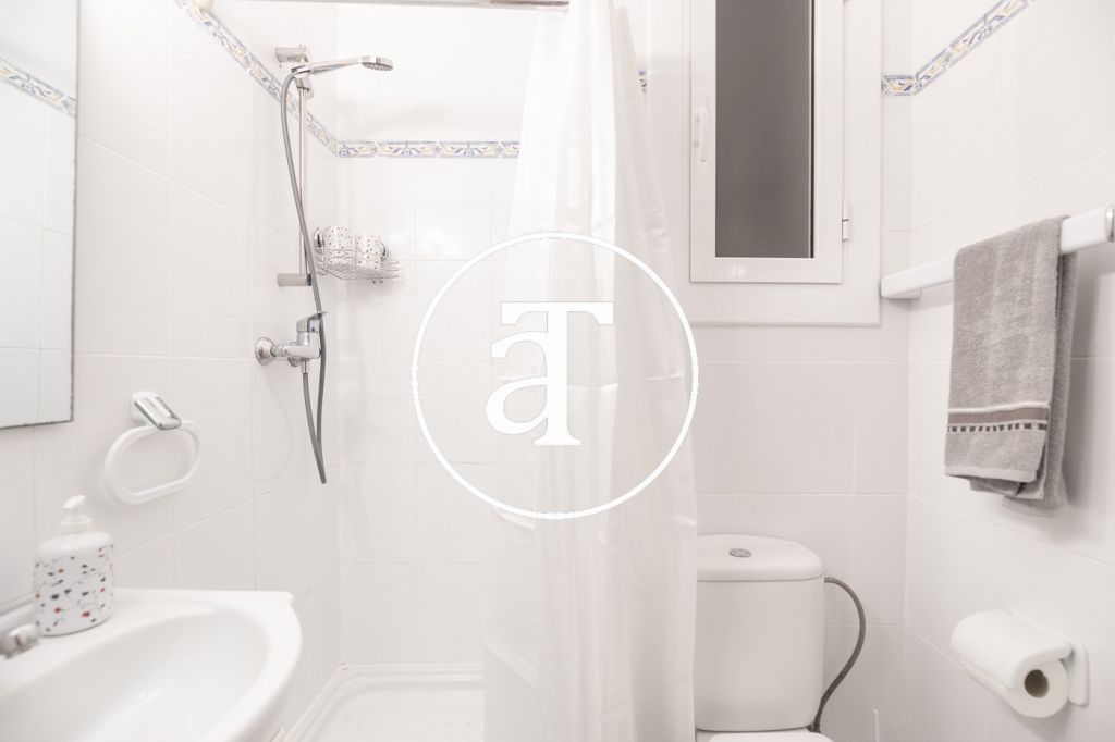 Monthly rental apartment with 2 bedrooms in Gracia 19