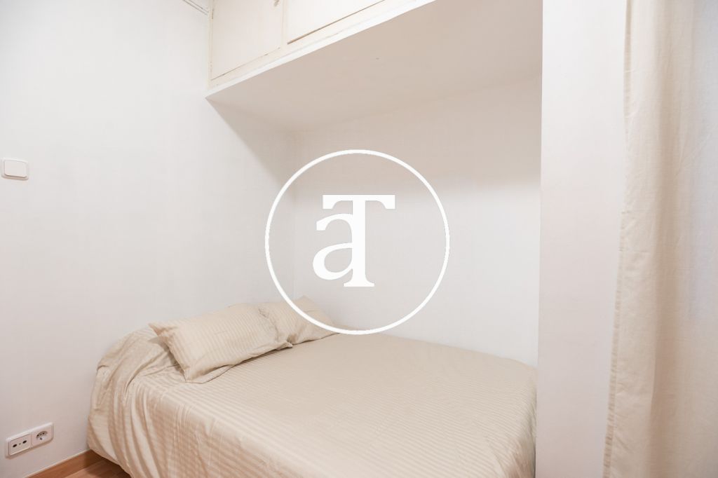 Monthly rental apartment with 2 bedrooms in Gracia 16