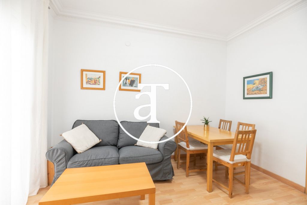 Monthly rental apartment with 2 bedrooms in Gracia 4