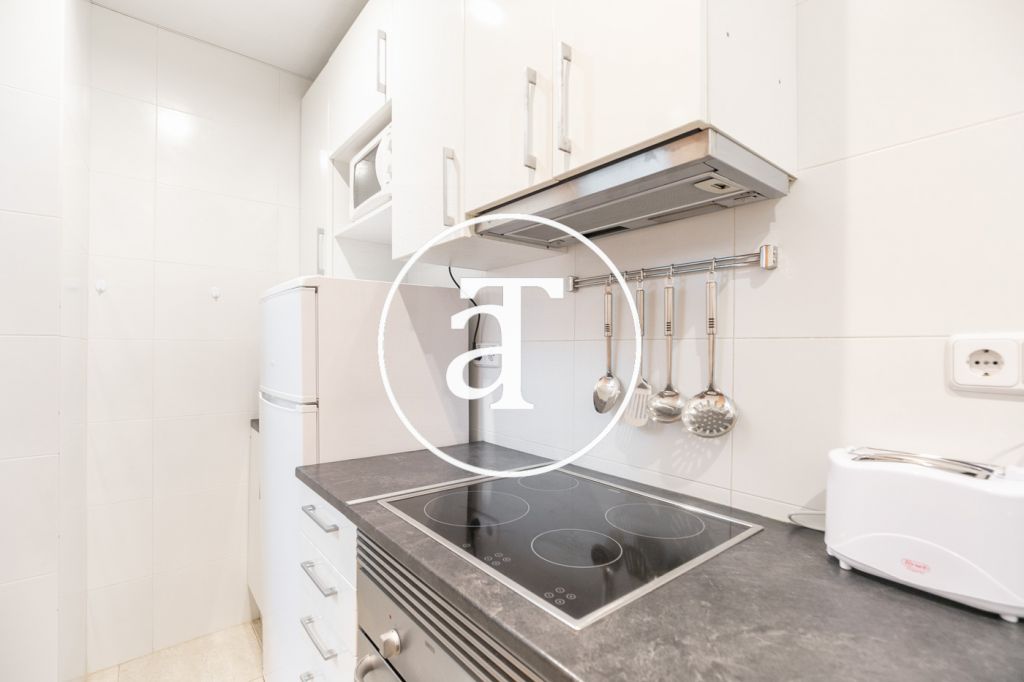 Monthly rental apartment with 2 bedrooms in Gracia 8