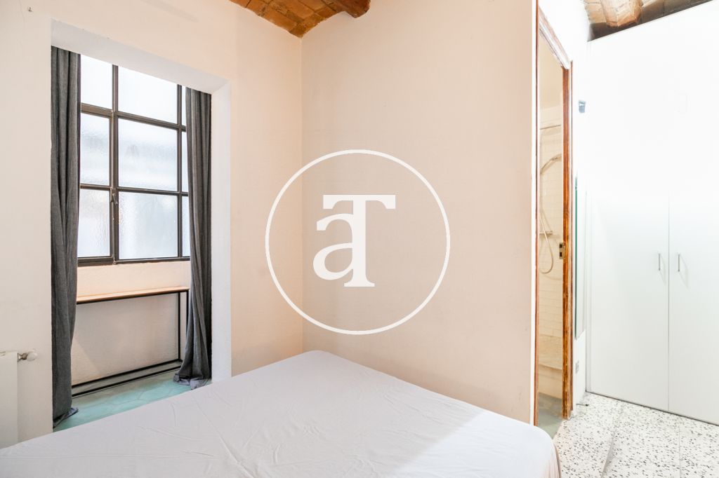 Monthly rental apartment with 1 bedroom a few steps away from Montjuic 22
