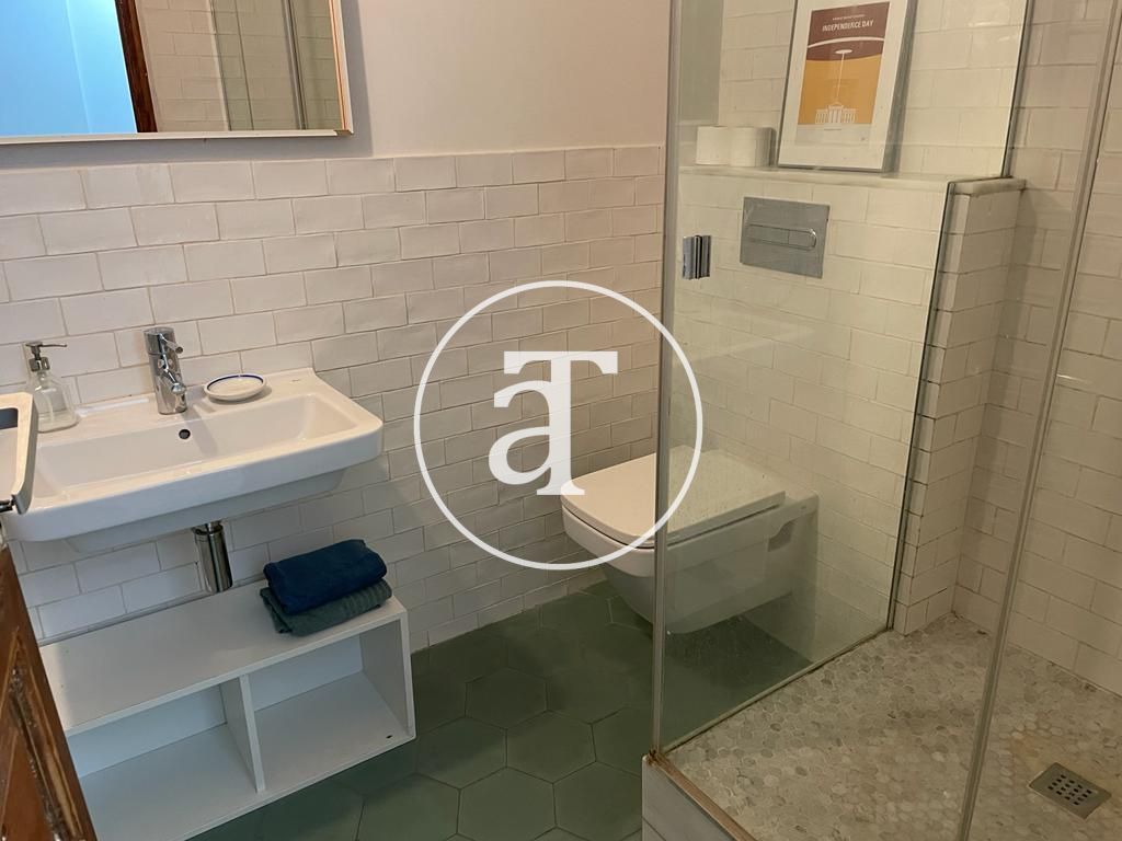 Monthly rental apartment with 1 bedroom a few steps away from Montjuic 24