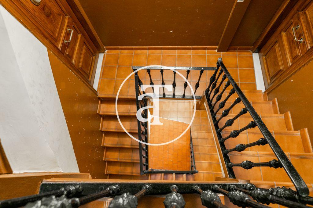 Monthly rental apartment with 1 bedroom a few steps away from Montjuic 27