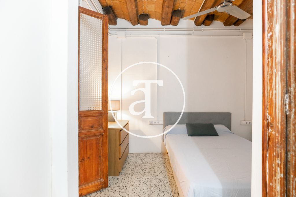 Monthly rental apartment with 1 bedroom a few steps away from Montjuic 21
