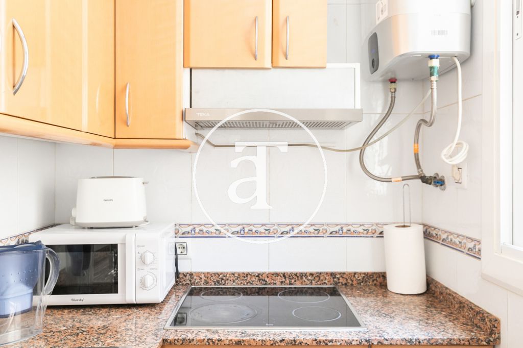 Monthly rental apartment with one bedroom in a central area of Barcelona 12