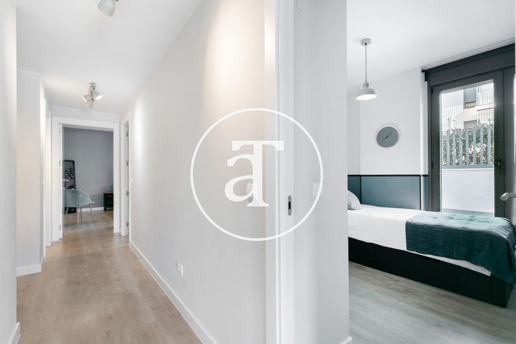 Monthly rental apartment with 3 bedrooms in Bordeta neighborhood 27