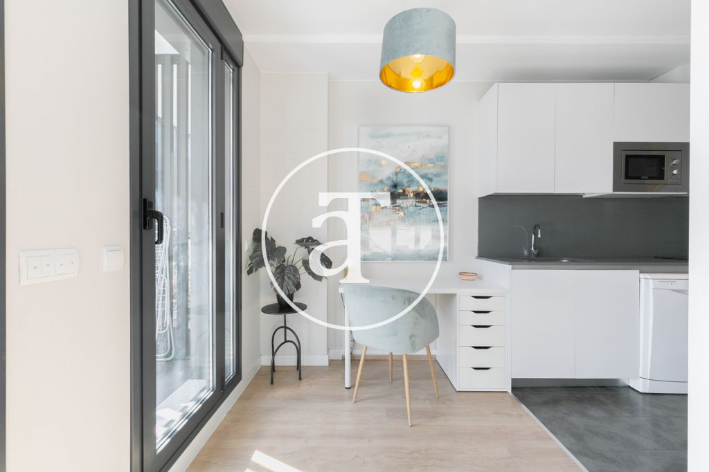 Monthly rental apartment with 3 bedrooms in Bordeta neighborhood 9