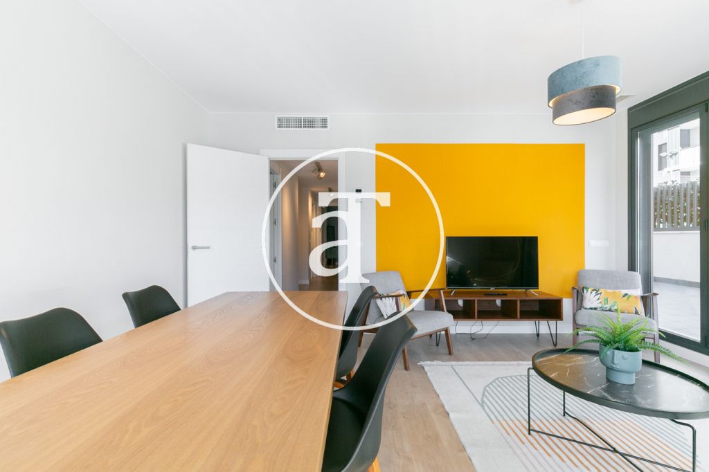 Monthly rental apartment with 3 bedrooms in Bordeta neighborhood 6