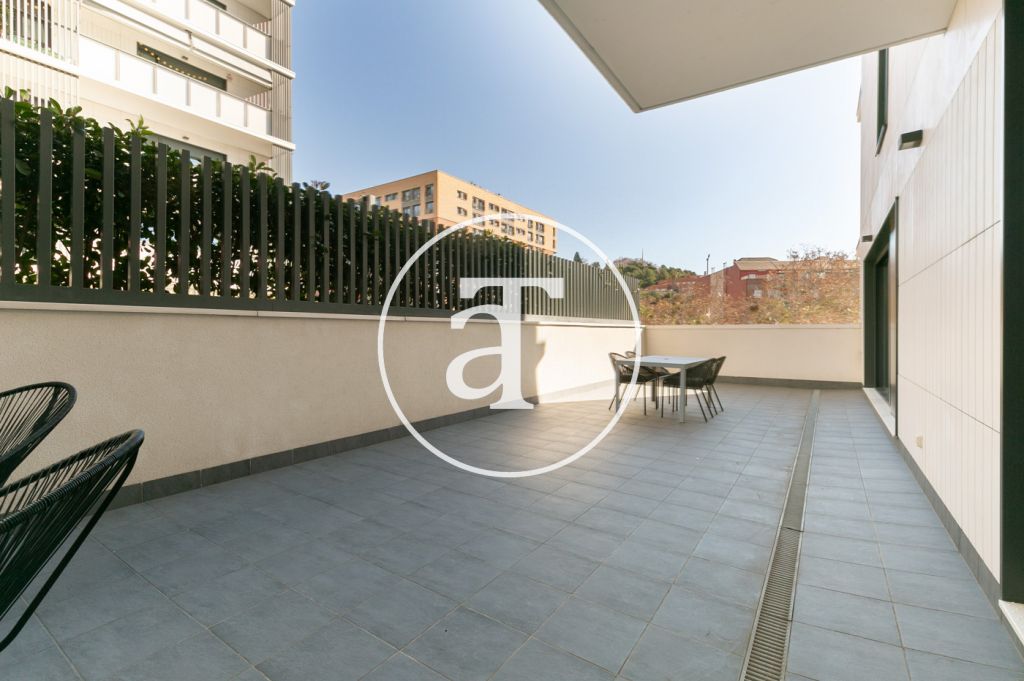 Monthly rental apartment with 3 bedrooms in Bordeta neighborhood 16