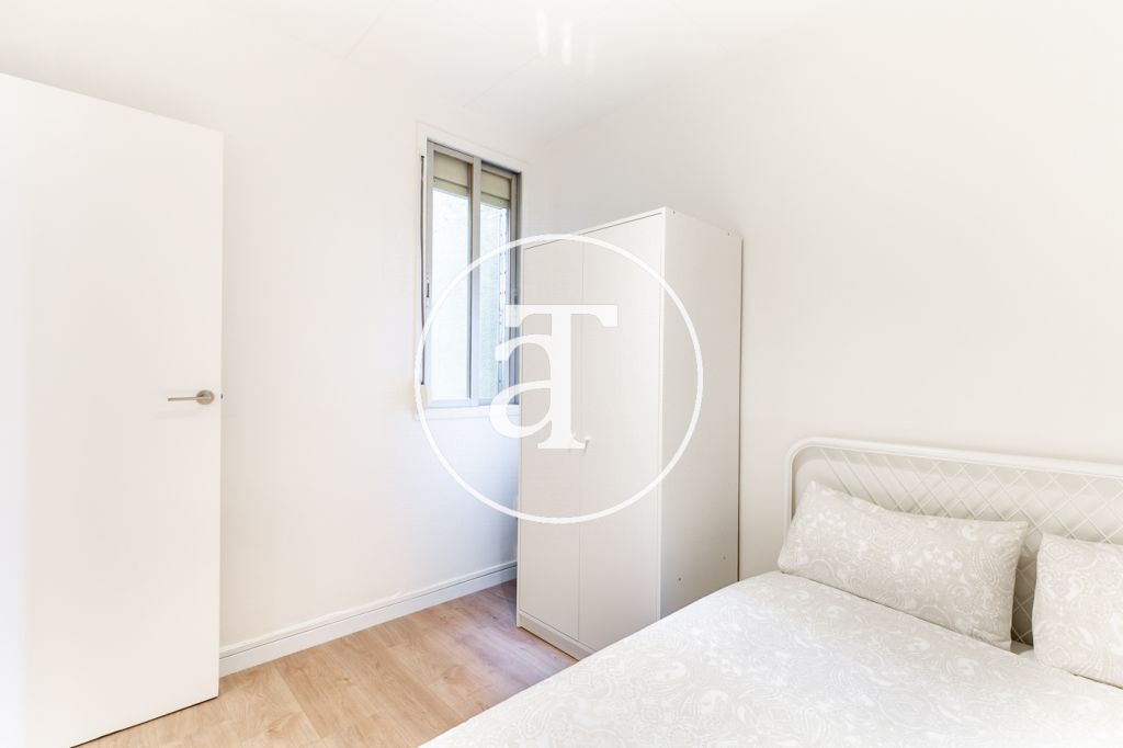 Monthly rental apartment with 2 double bedrooms in Poblenou 21