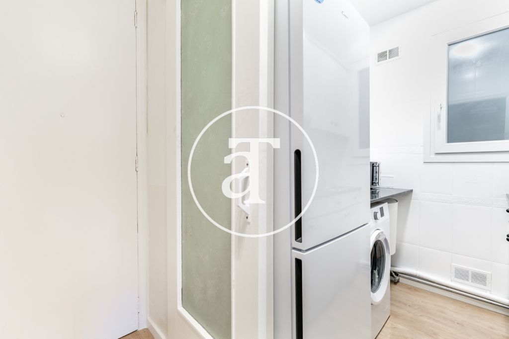 Monthly rental apartment with 2 double bedrooms in Poblenou 25