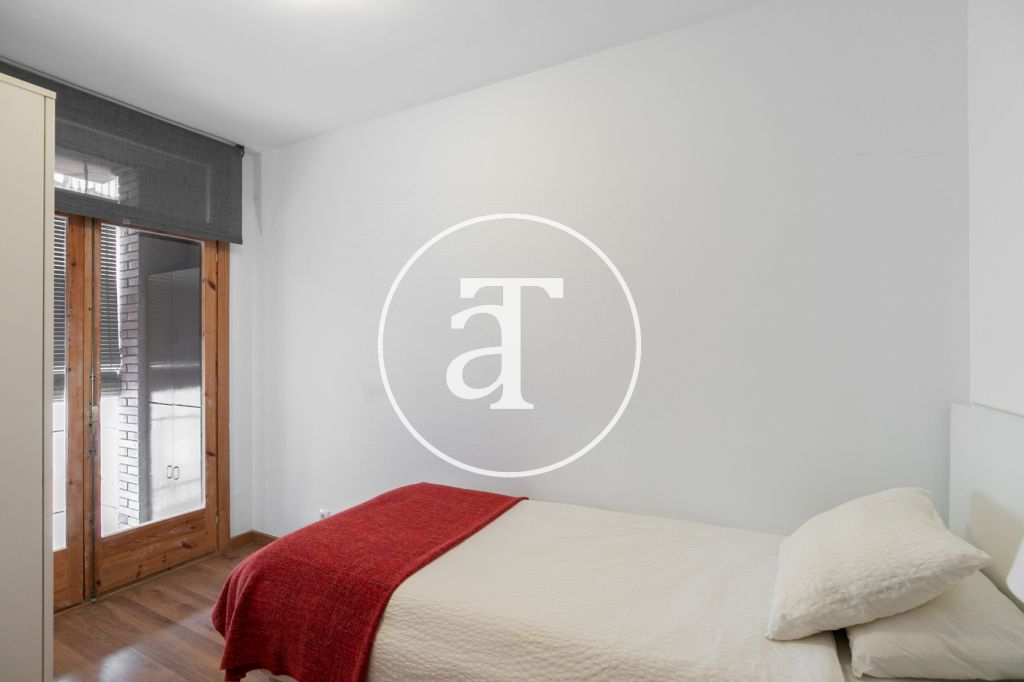 Monthly rental apartment with 2 bedrooms in Poble-sec 16