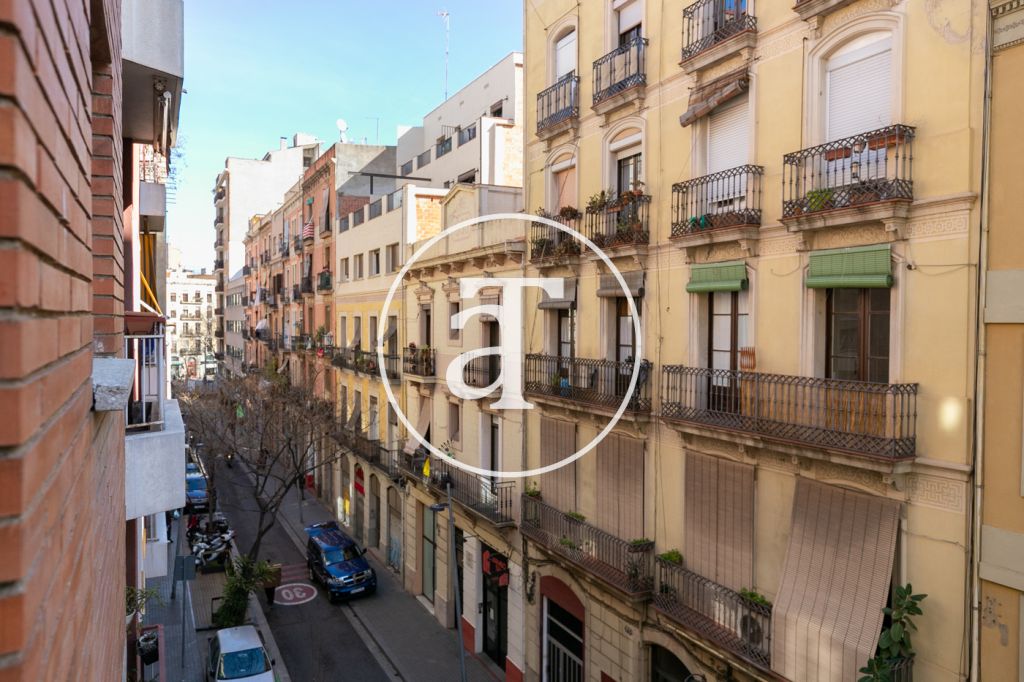 Monthly rental apartment with 2 bedrooms in Poble-sec 11