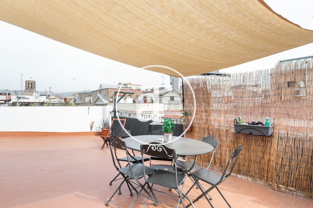 Monthly rental apartment with 1 bedroom with amazing terrace in the center of Barcelona 3
