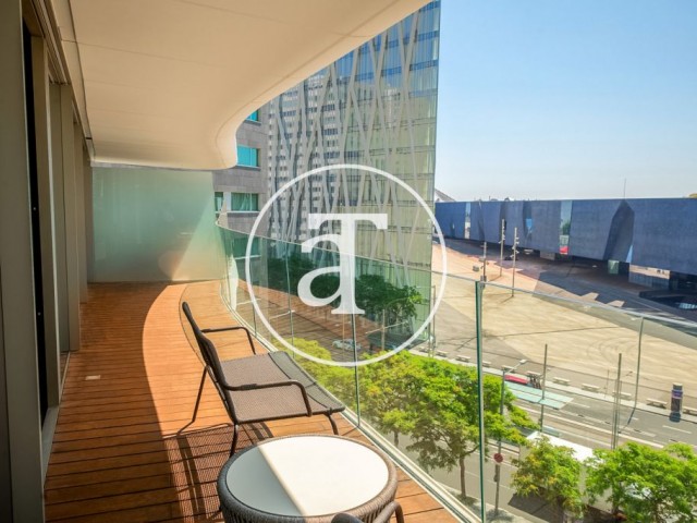 Monthly rental apartment with 1 bedroom, terrace and luxury amenities in Diagonal Mar