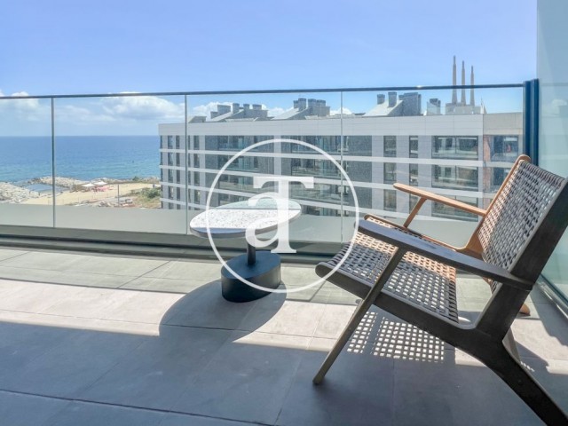 Piso de alquiler temporal de 3 habitaciones y terraza en Badalona.