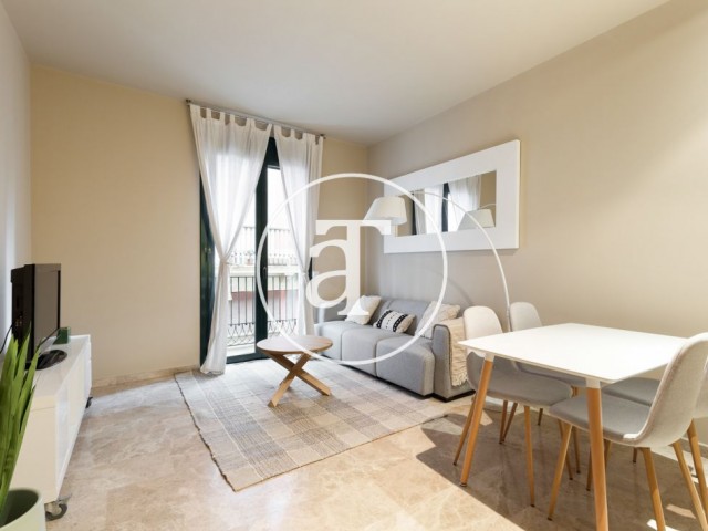 Appartement en location temporaire avec 2 chambres et 1 salle de bain dans le centre de Barcelone.