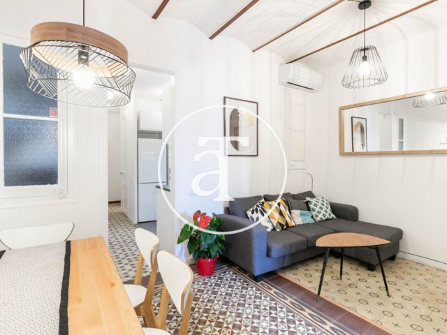 Monthly rental apartment with 2-bedroom close to Plaza España